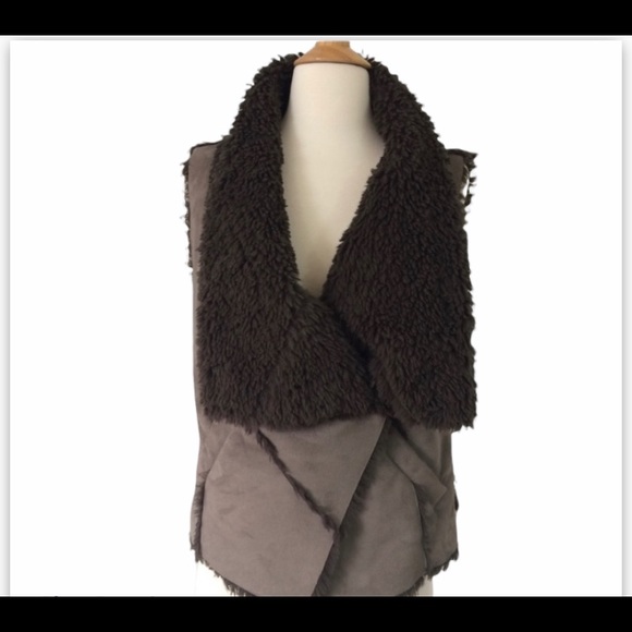 Sam Edelman Jackets & Blazers - Sam Edelman Faux Fur/Faux Suede Vest - Sm/Med